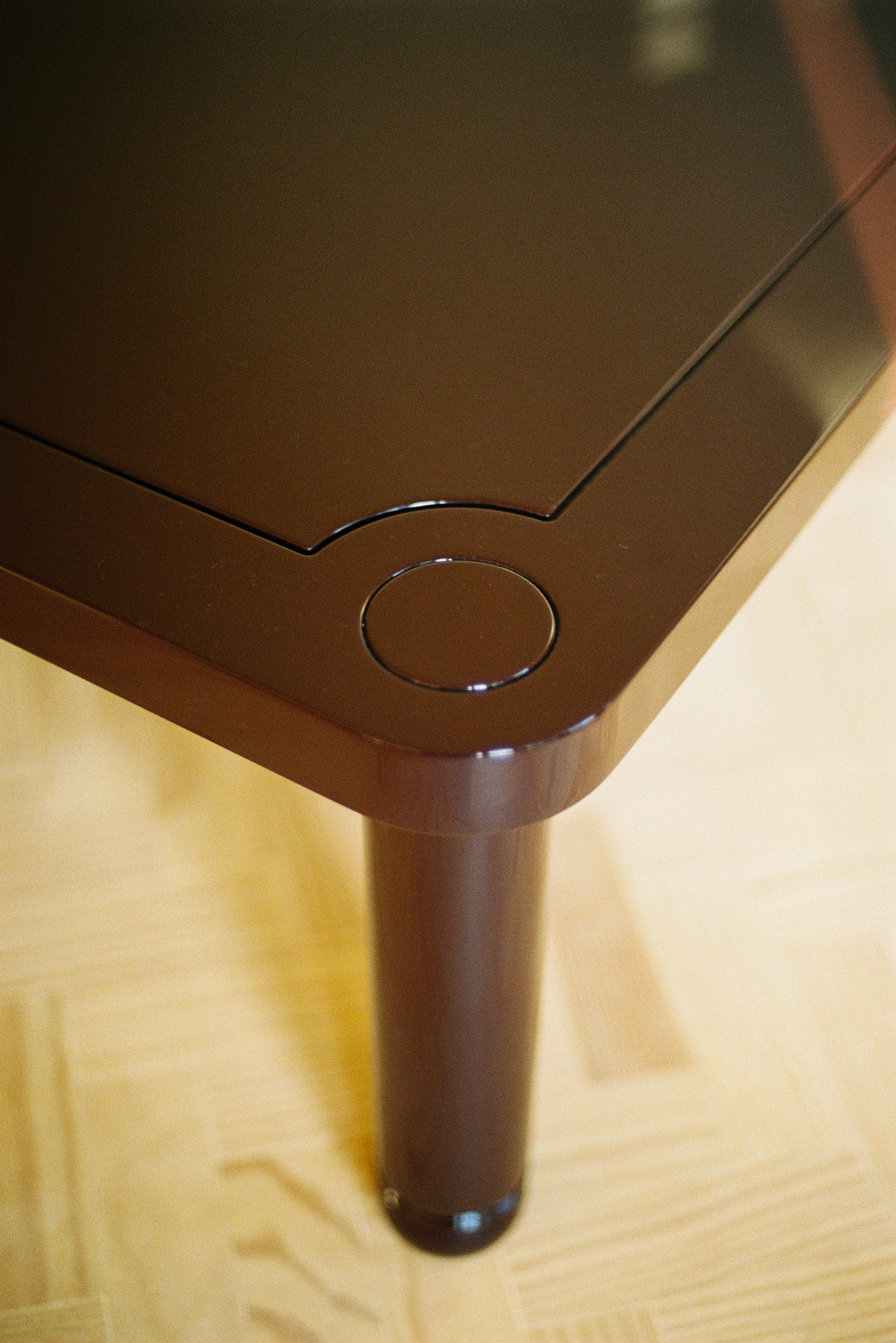 CELINE COFFEE TABLE — close-up