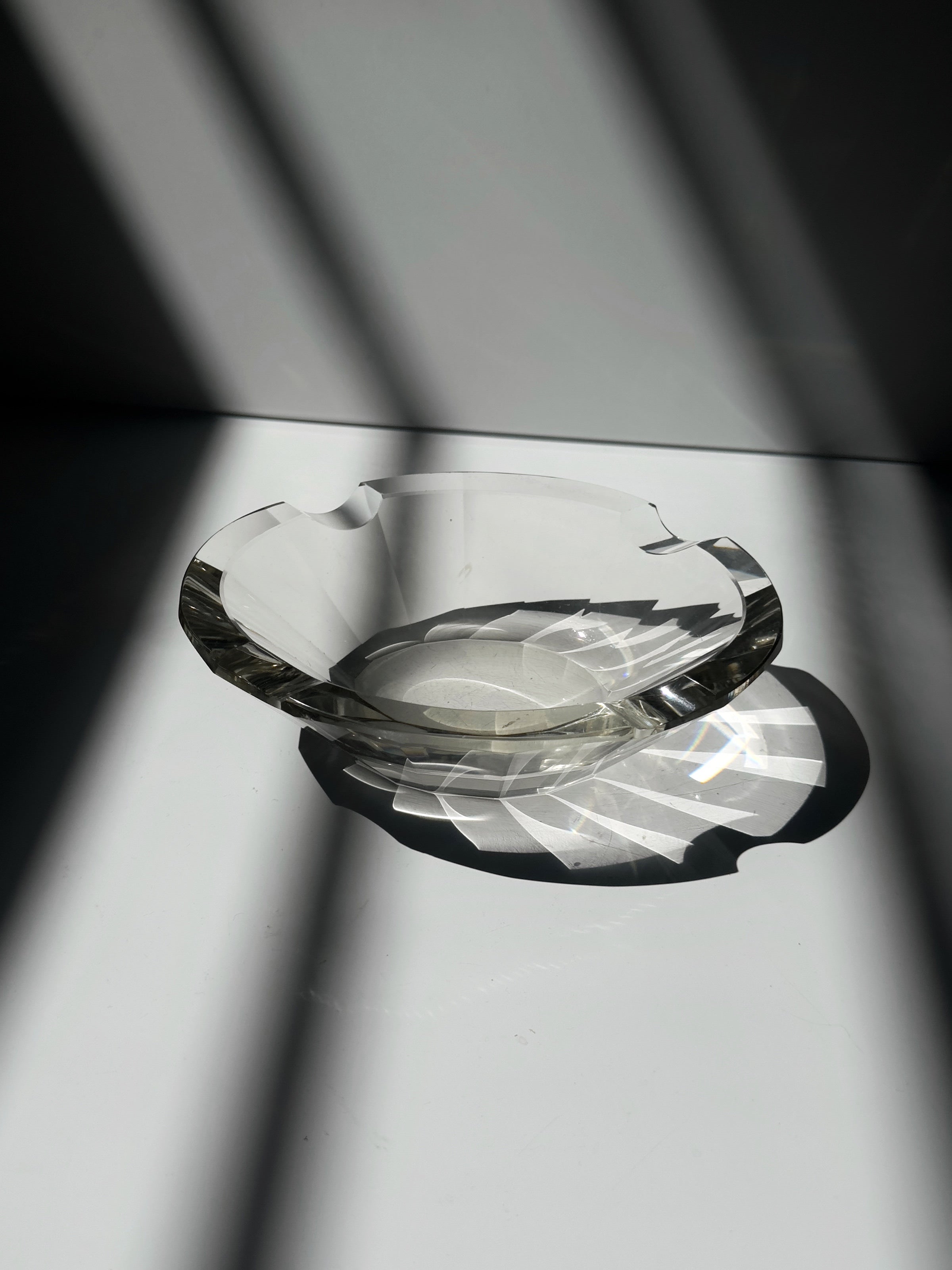 Italian prismatic crystal vide-poches - Art Deco 1930s by Dodo Vintage | The Oblist