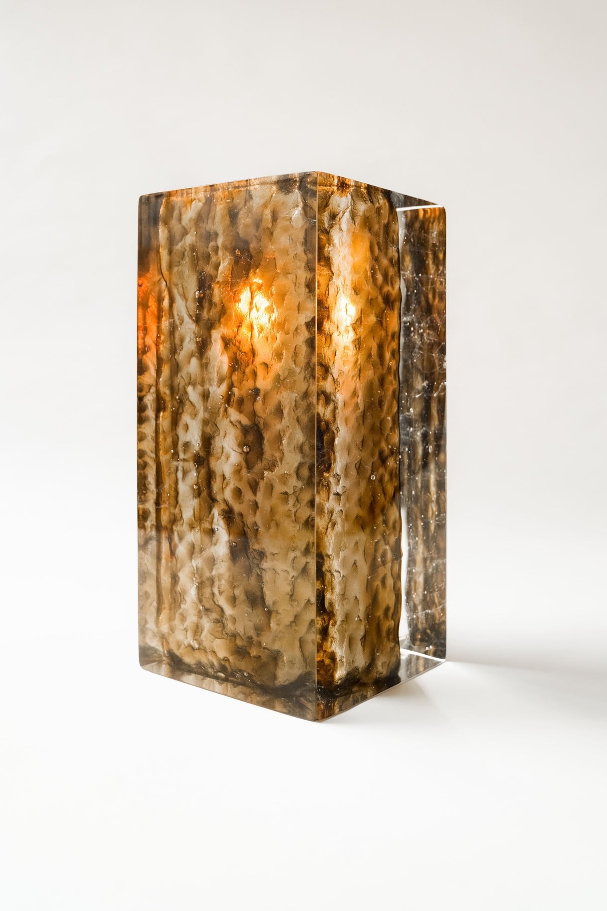 Minimalism Candle Holders in Glass - GEODA Collection - Large — close-up of textured amber glass surface