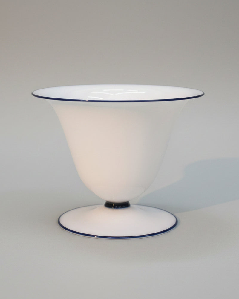 OPA II, Glass Vessel by Clara Jorisch & Verre d'Onge by Clara Jorisch | The Oblist