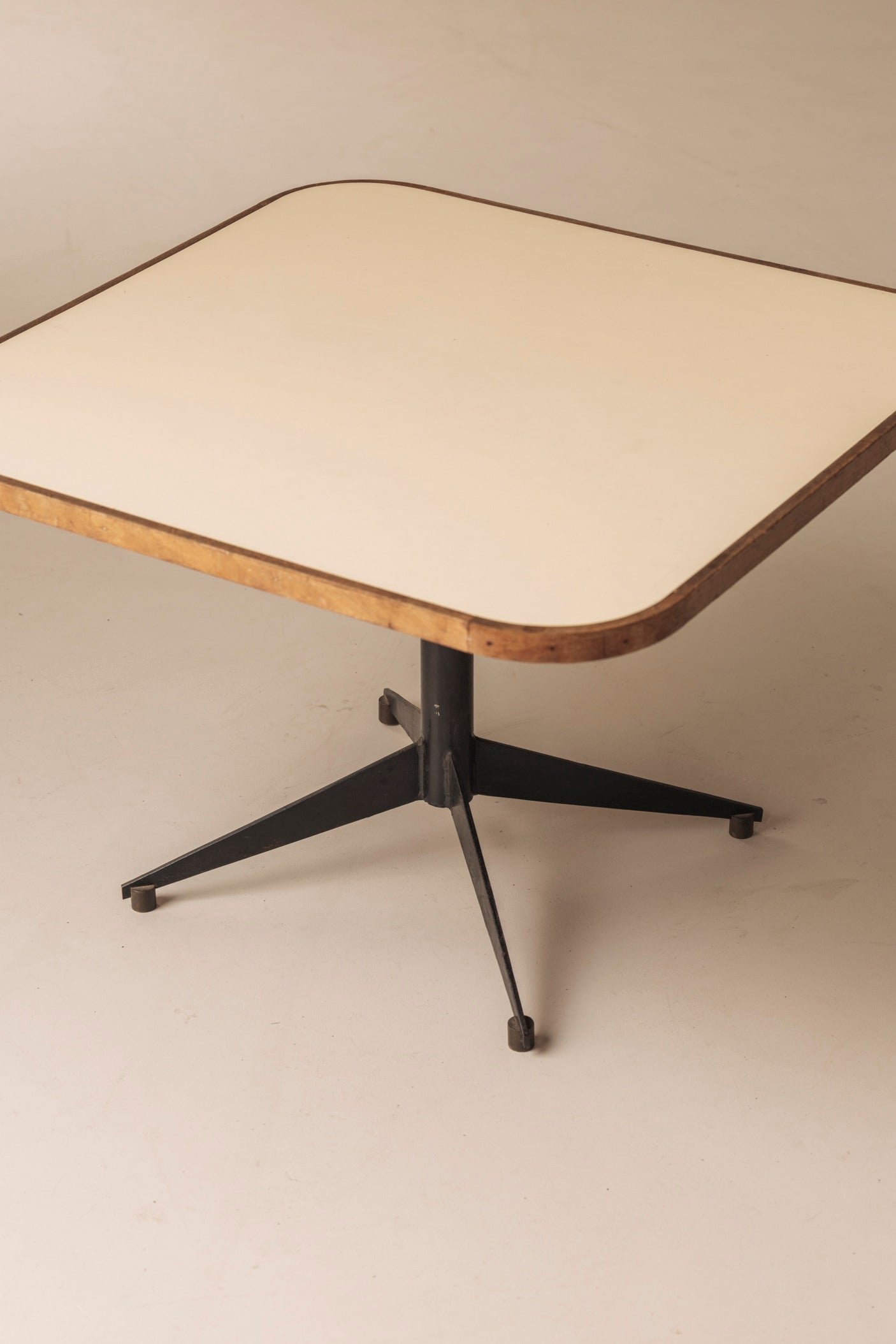 Elegant Square coffee table, Italy 1950s — additional view