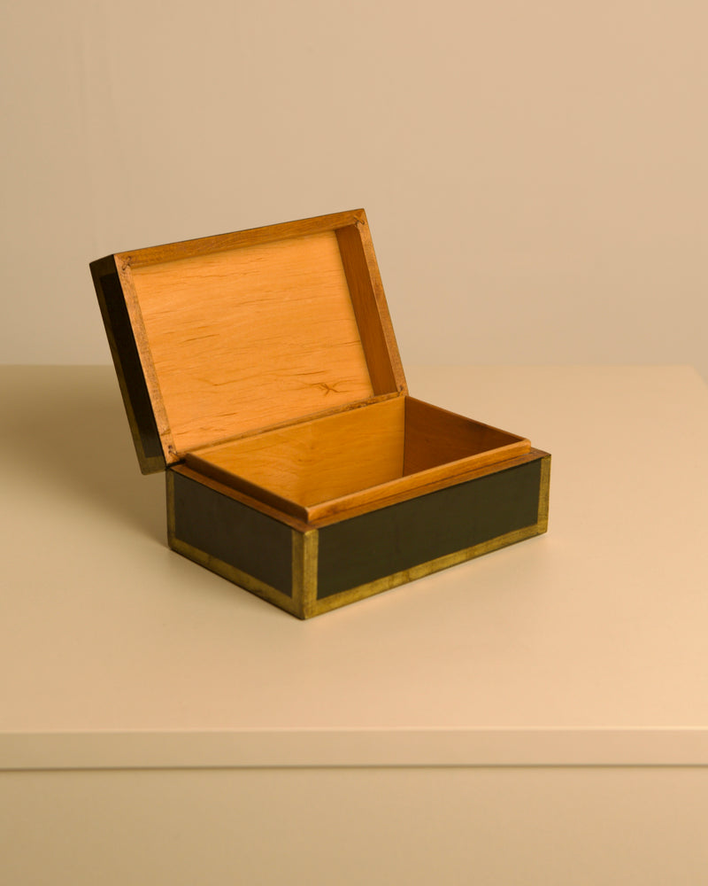 Italian box in Forest Green Lacquered Wood, 80s — open view showing interior finish