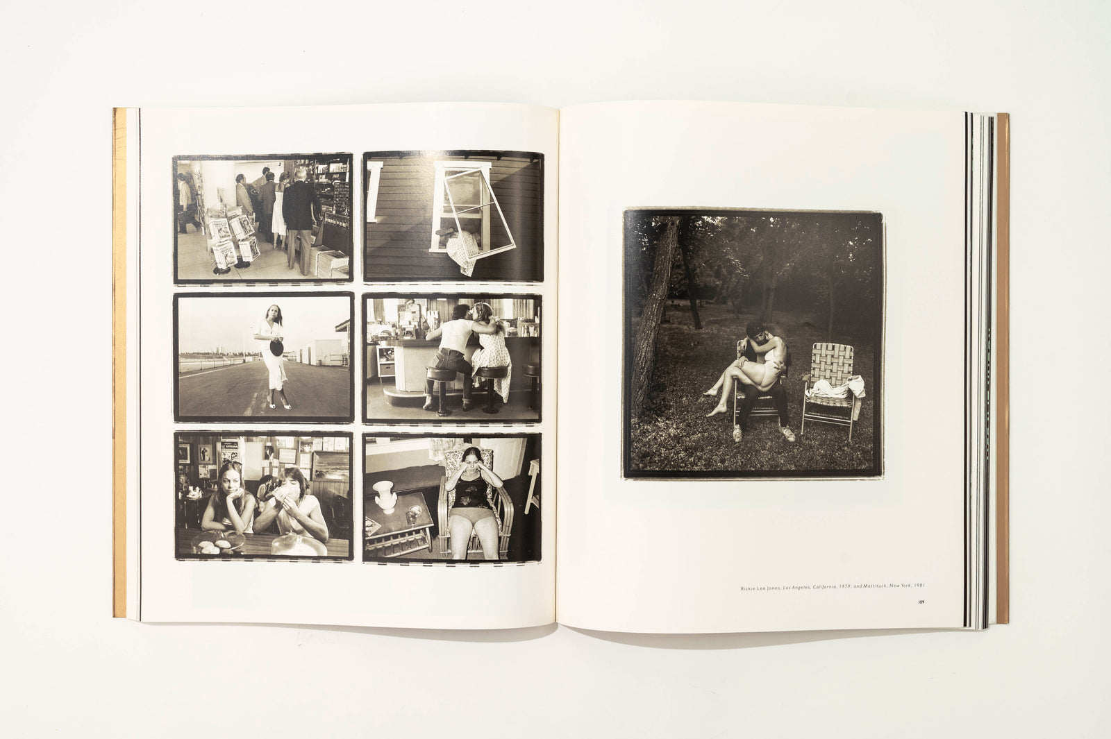 Annie Leibovitz: Photographs 1970-1990, 1992 Art Book — lifestyle setting