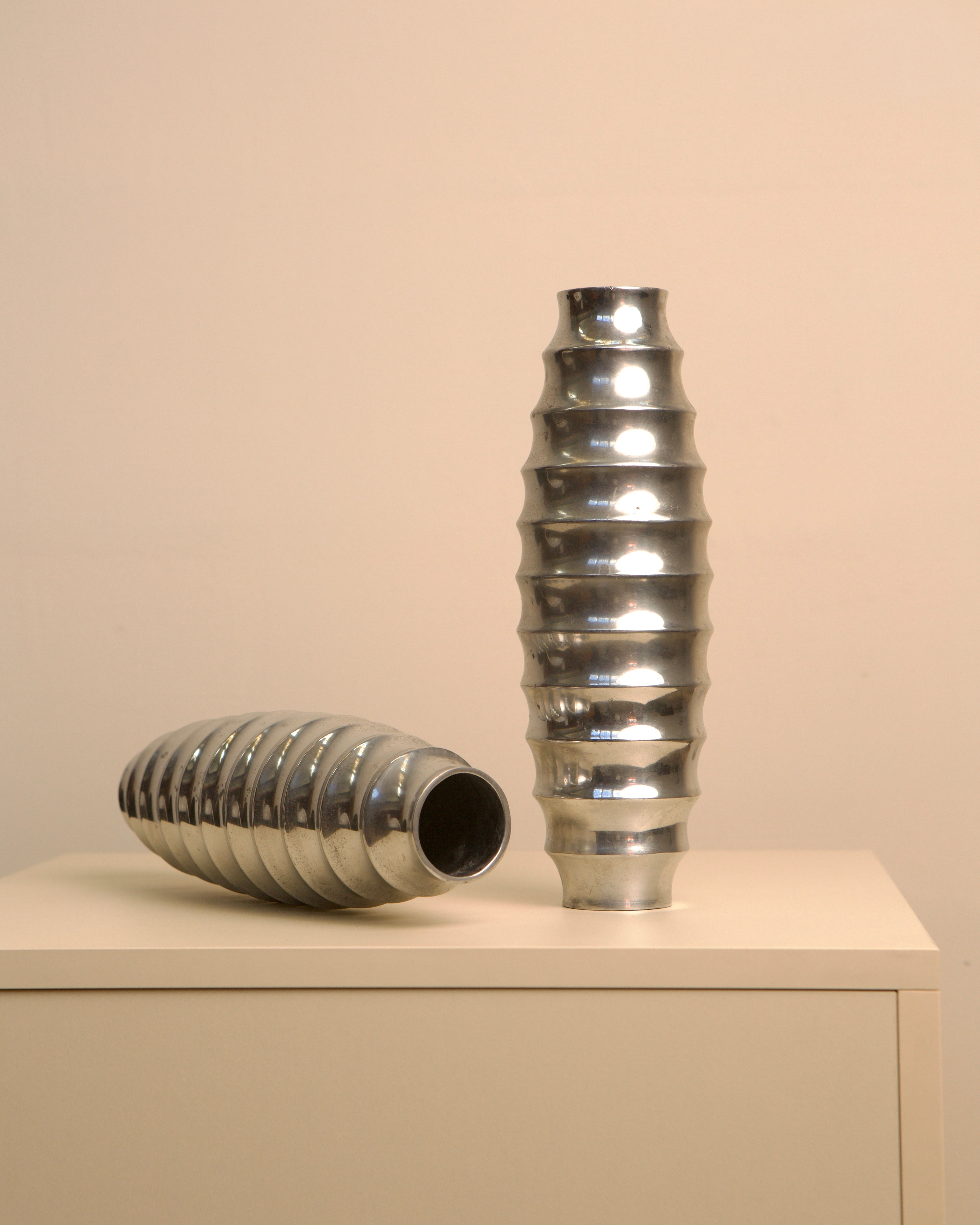 Pair of Vases in Cast Aluminum "Strillé" 80's