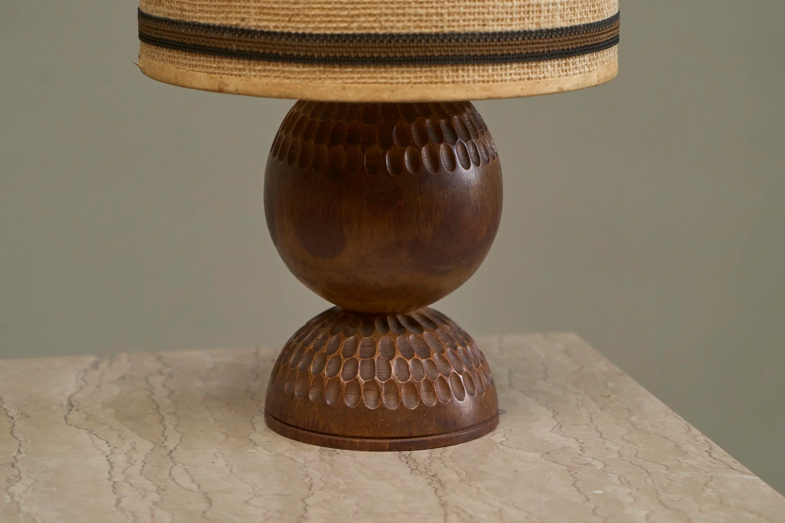 Wonderful Table Lamp in Carved Wood with Shade in Woven Jute 1960s — lifestyle setting