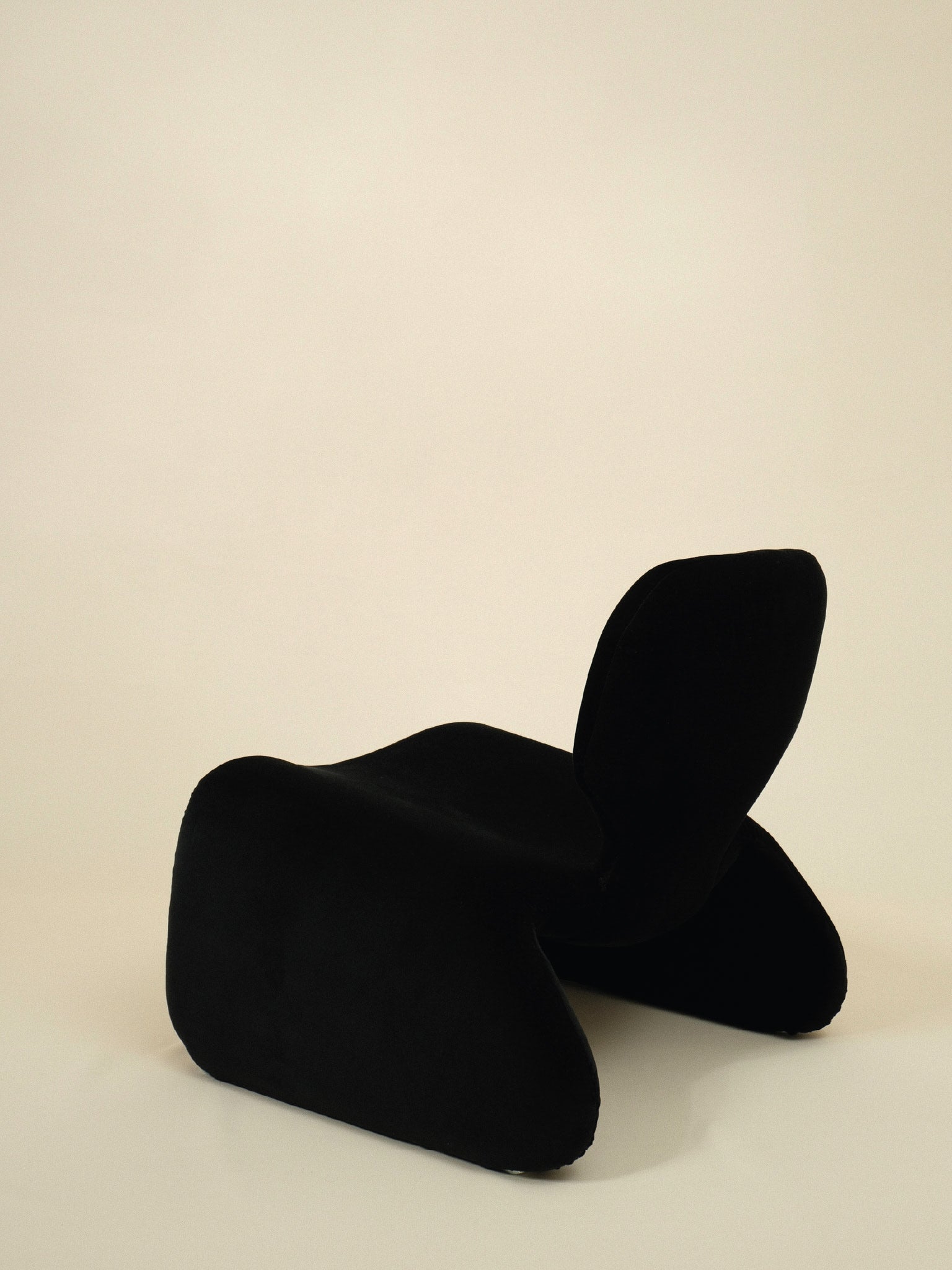 Olivier Mourgue Djinn Lounge Chair — detail view