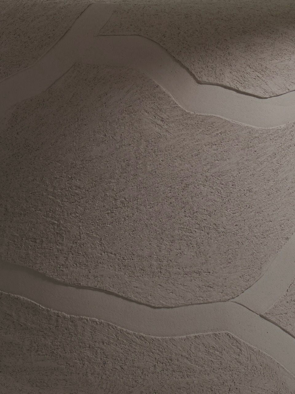 Africa Table Lamp in Ceramics — close-up of textured ceramic surface