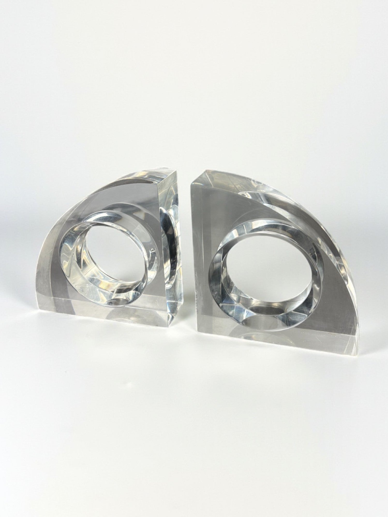 Felice Antonio Botta Lucite Bookends, Italy, 1970s — side angle