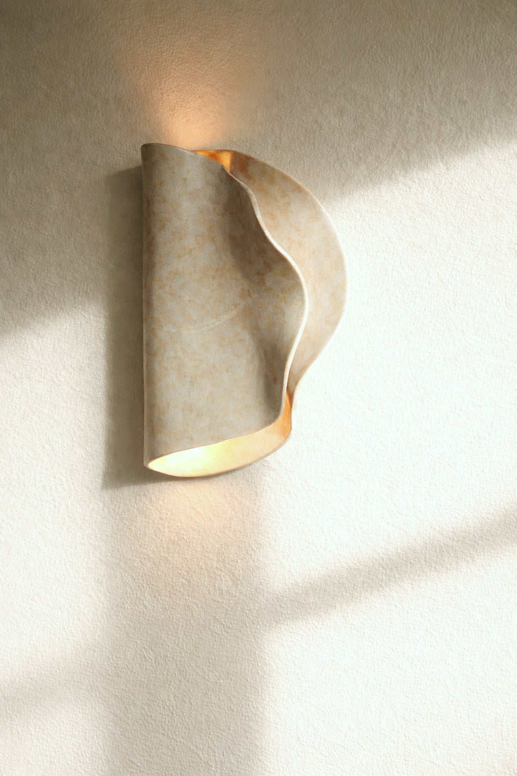 Fado Wall Lamp — detail view