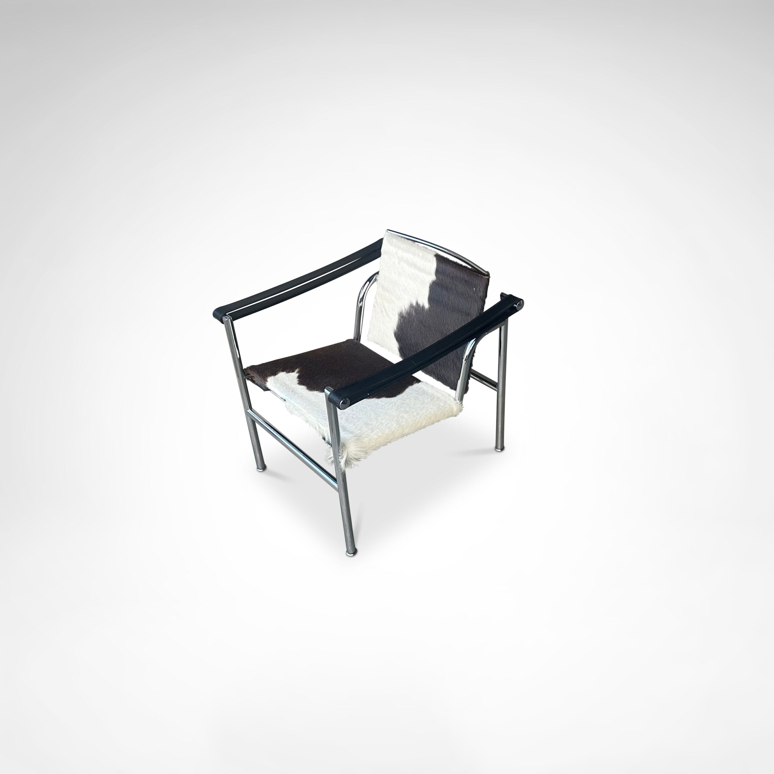 LC1 Ponyskin Armchair by Le Corbusier, Charlotte Perriand & Pierre Jeanneret for Cassina, 1980s — alternate view