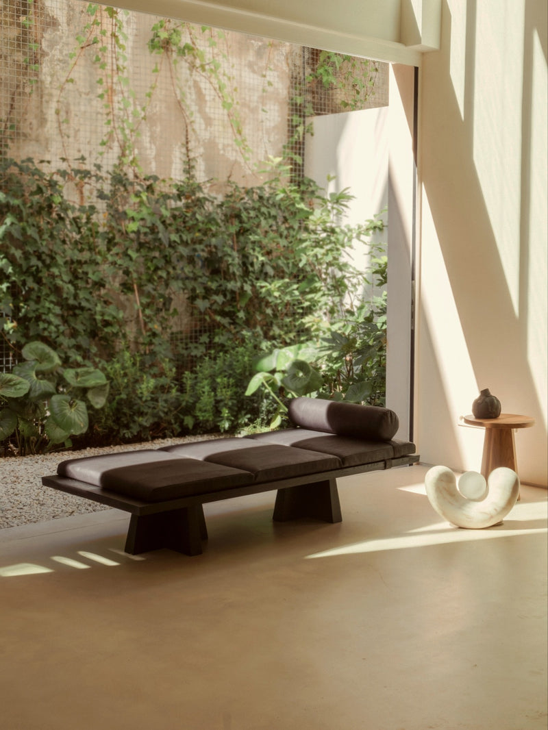 Daybed - Bündner SQR by Joana Vilaca Studio | The Oblist