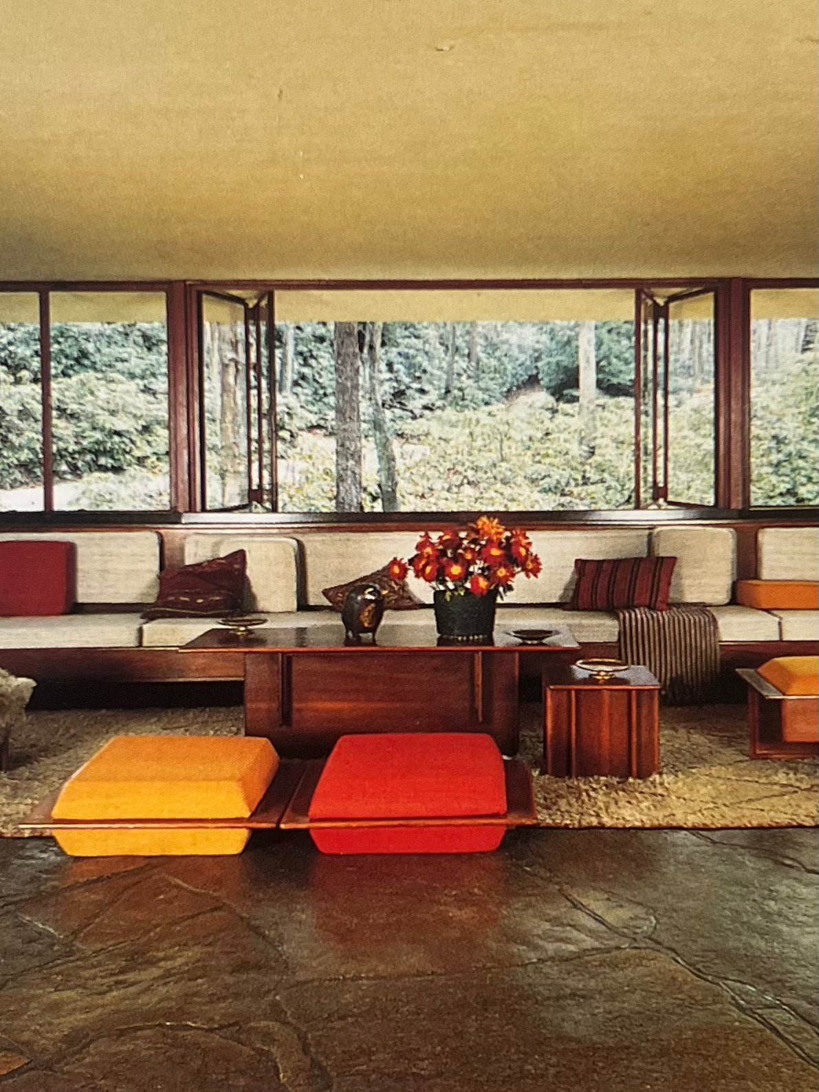 Frank Lloyd Wright - Architecture Book — view 10