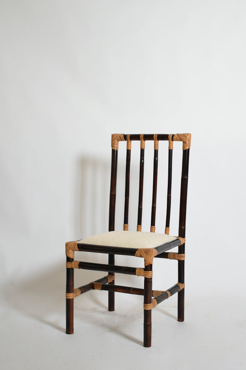 Set of four bicolor rattan chairs, 1970s — detail view