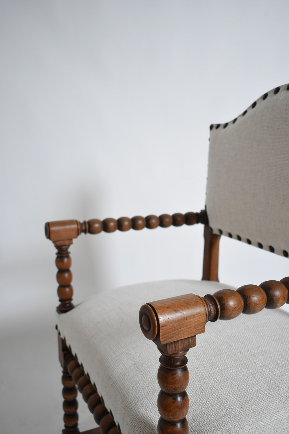 Pair of turned wood armchairs, XIXth c. — detail view