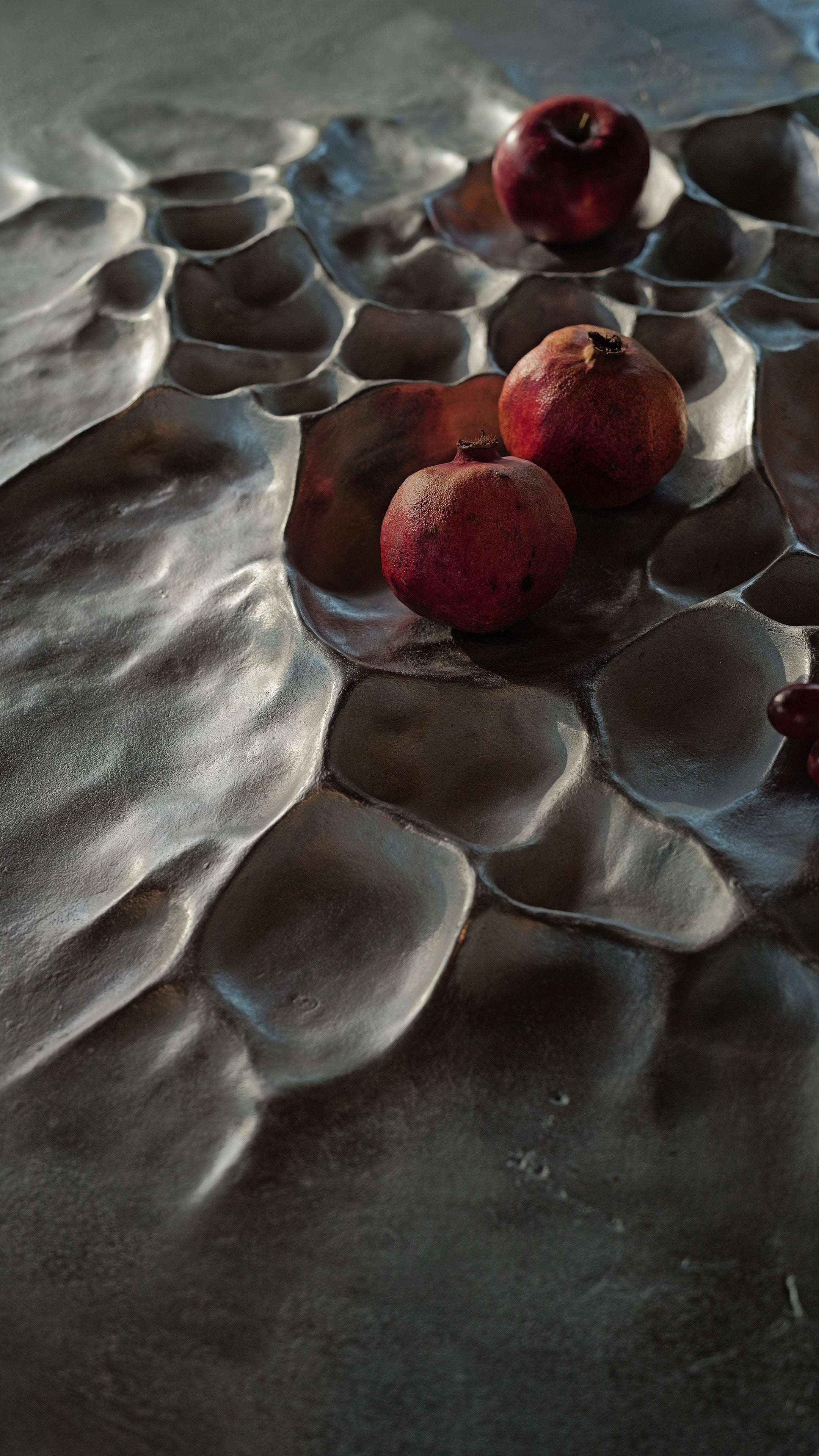 Tramontana Table I - Cast Alumnium — lifestyle setting