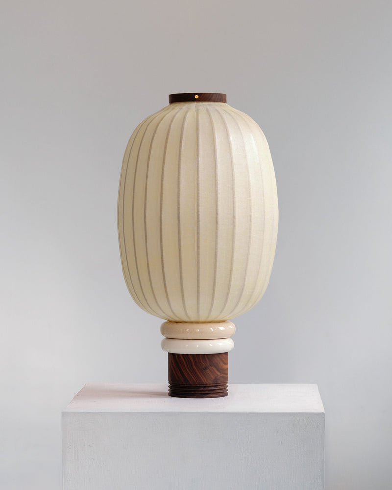 'Plum Charm' Table Lamp — detail view