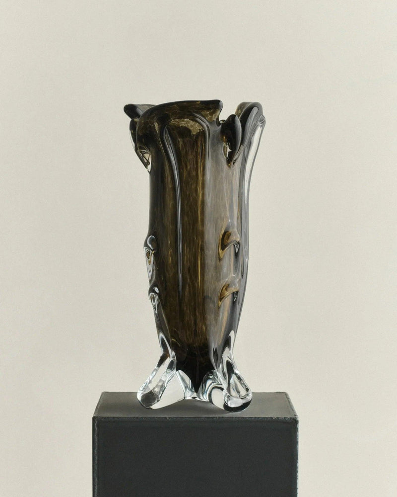 S.R. VINTAGE DRAPE GLASS VASE — close-up