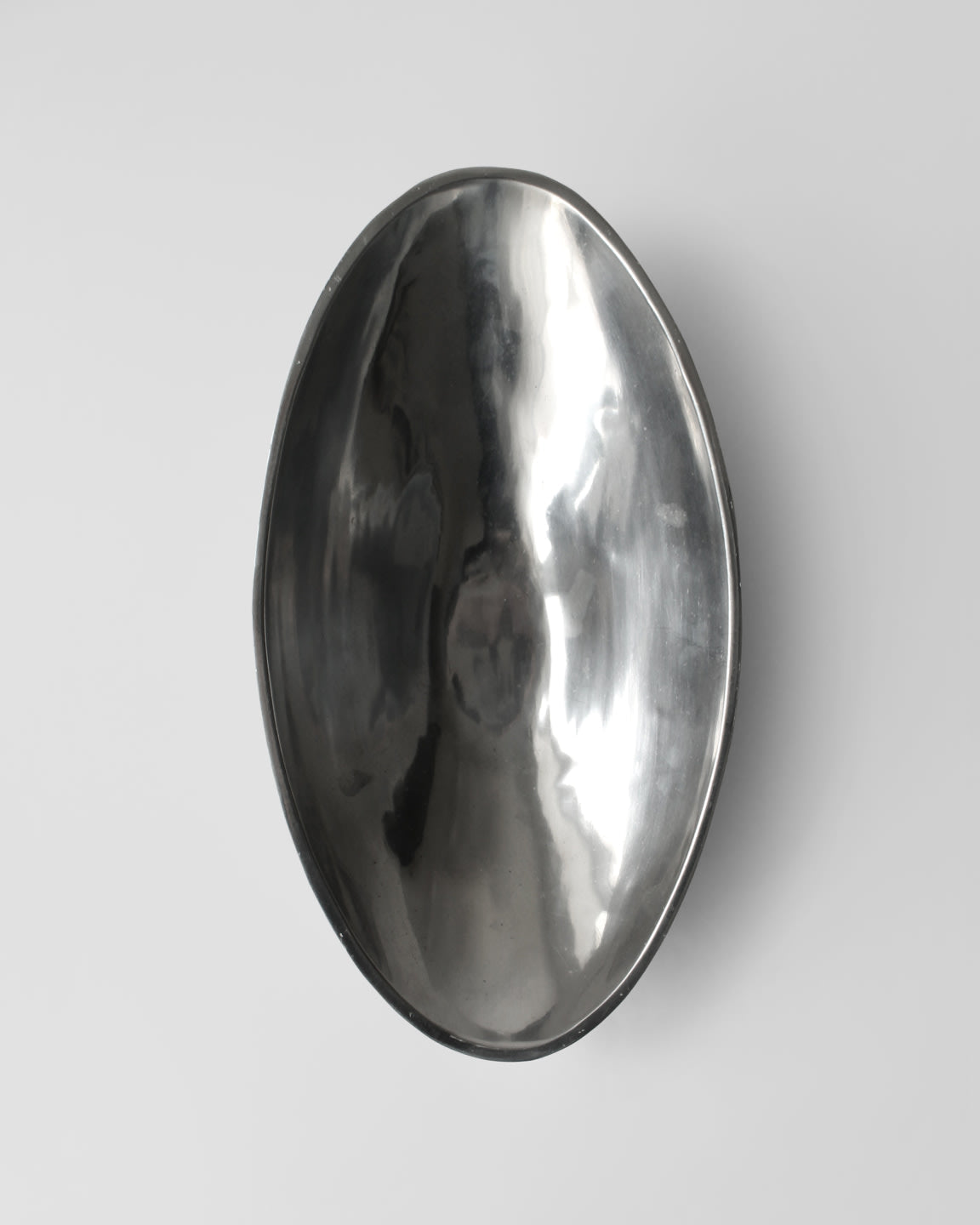 Grand bol profond contemporain en aluminium poli