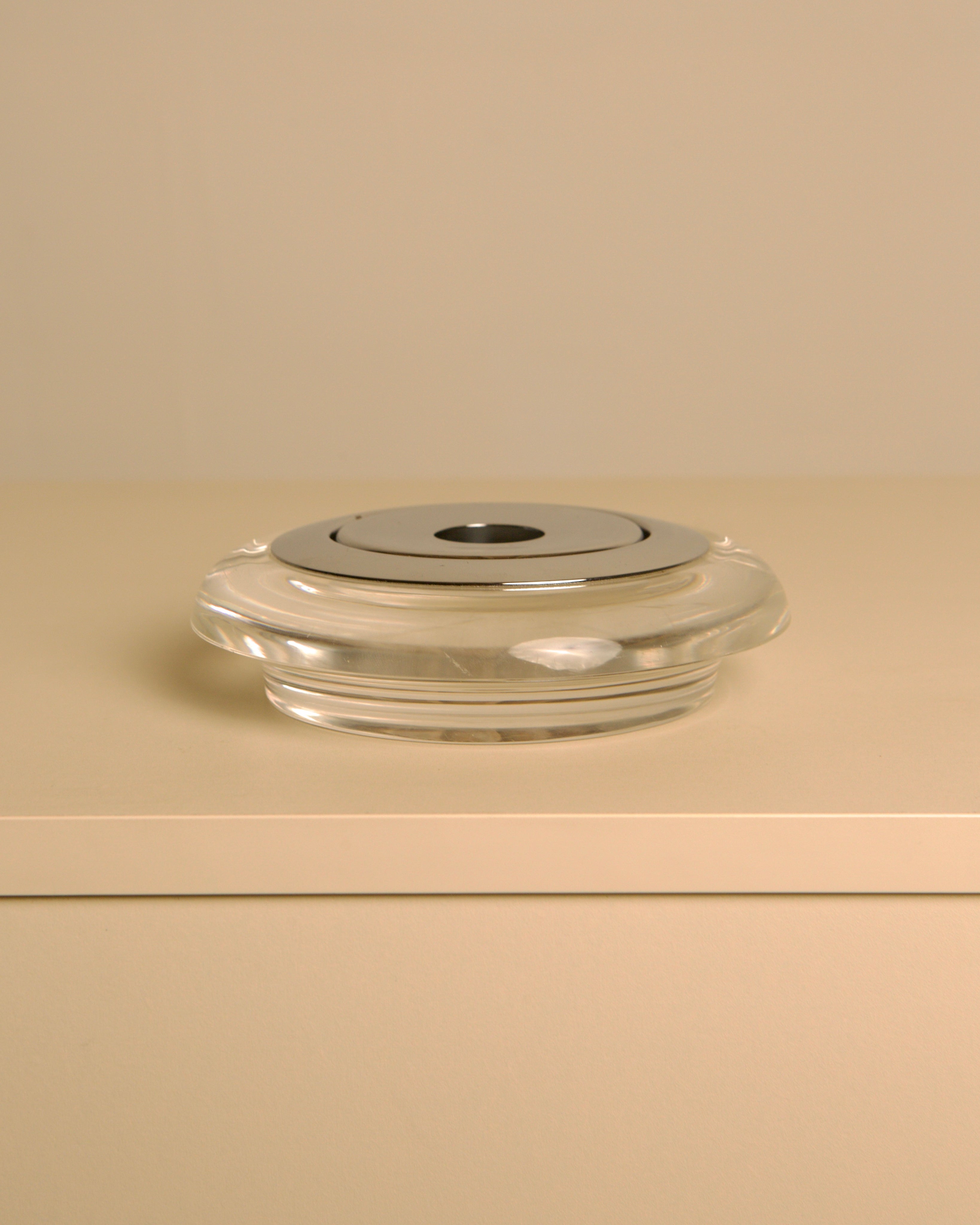 Italian Round Lucite and Chrome Ashtray / Vide-Poche with Removable Lid, 1970s — detail view