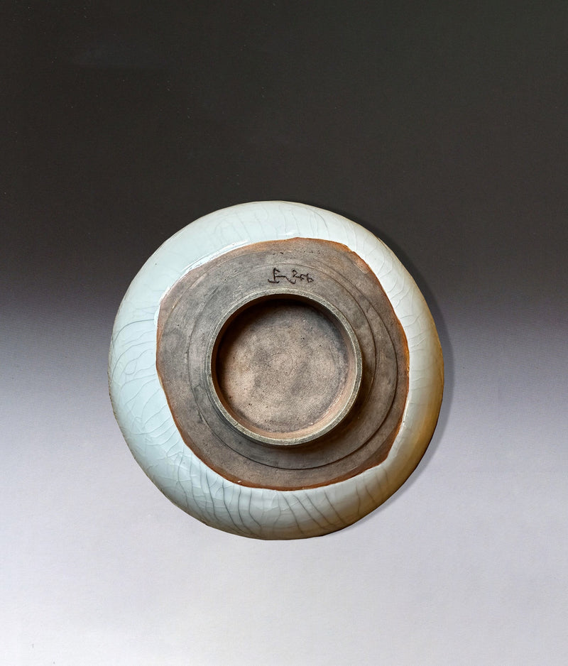Large Japanese ceramic bowl Higashiyama Kyoto — detail view