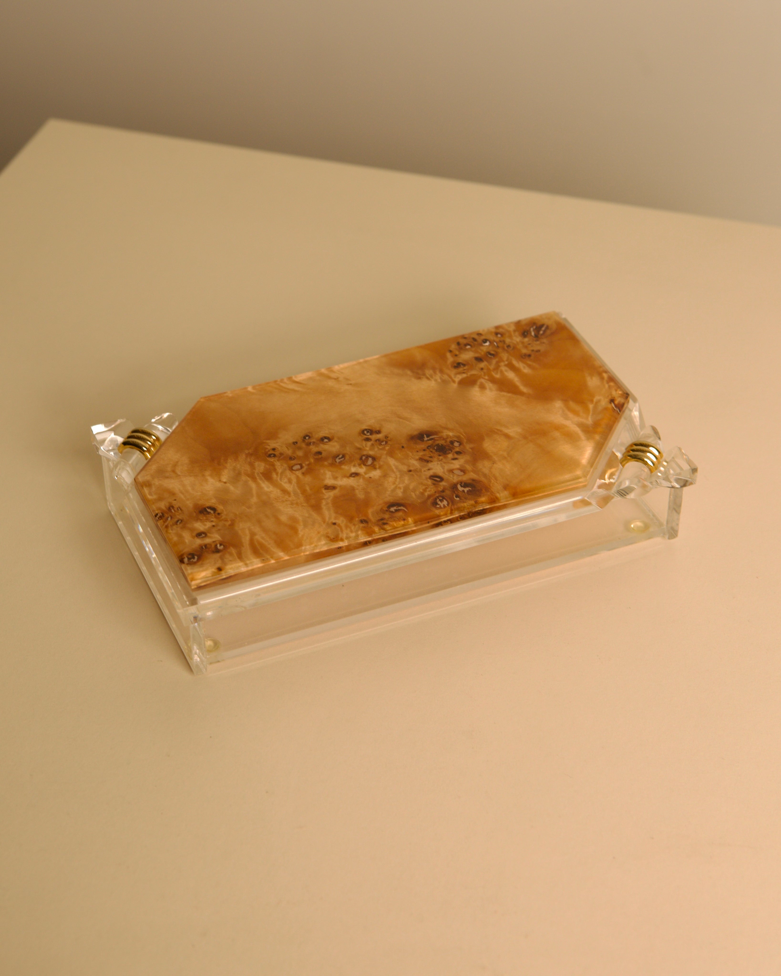 Italian box in wood, plexiglass and brass from the 70s by Treaptyque | The Oblist