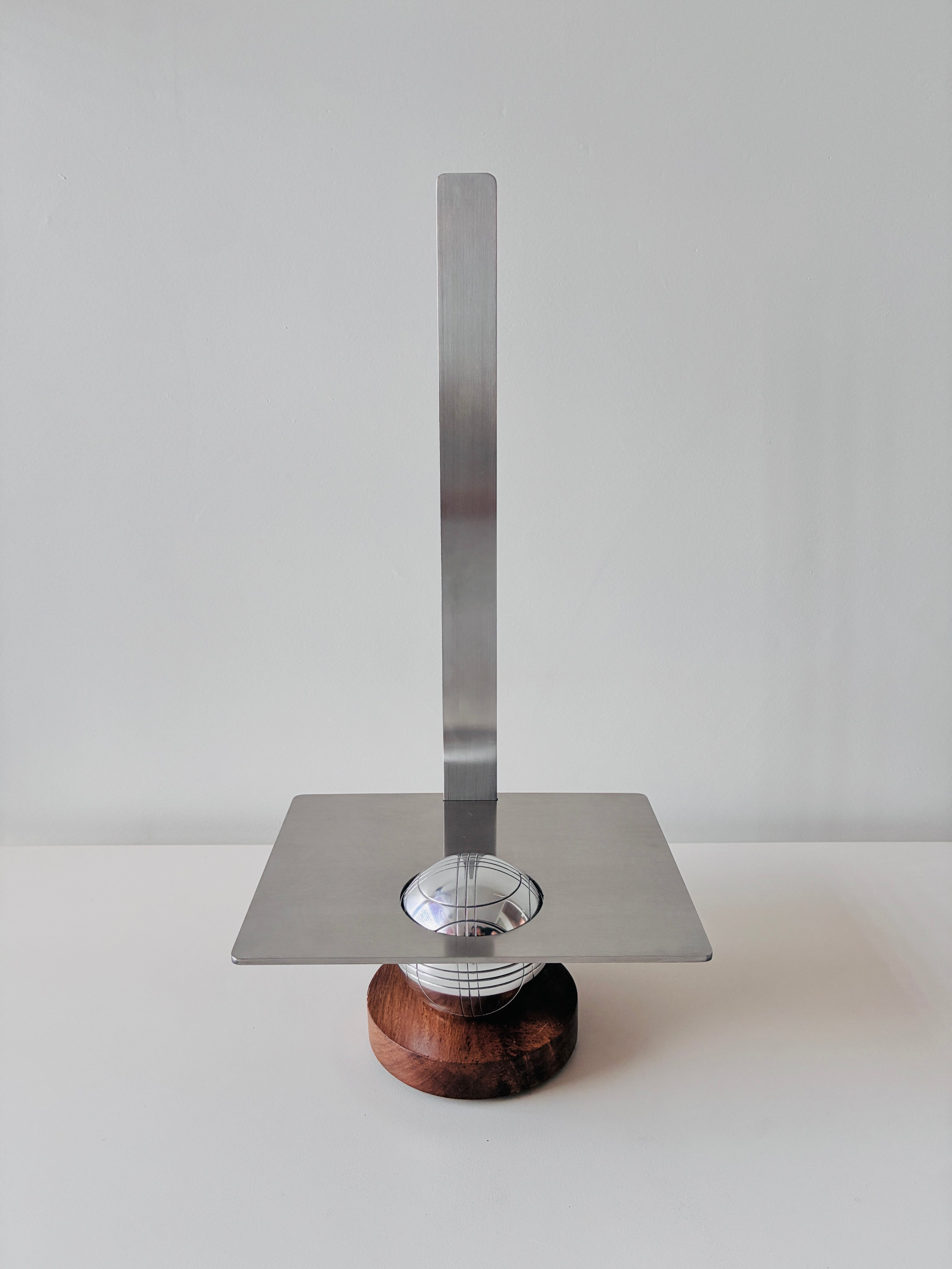 Mimi Easel — alternate view