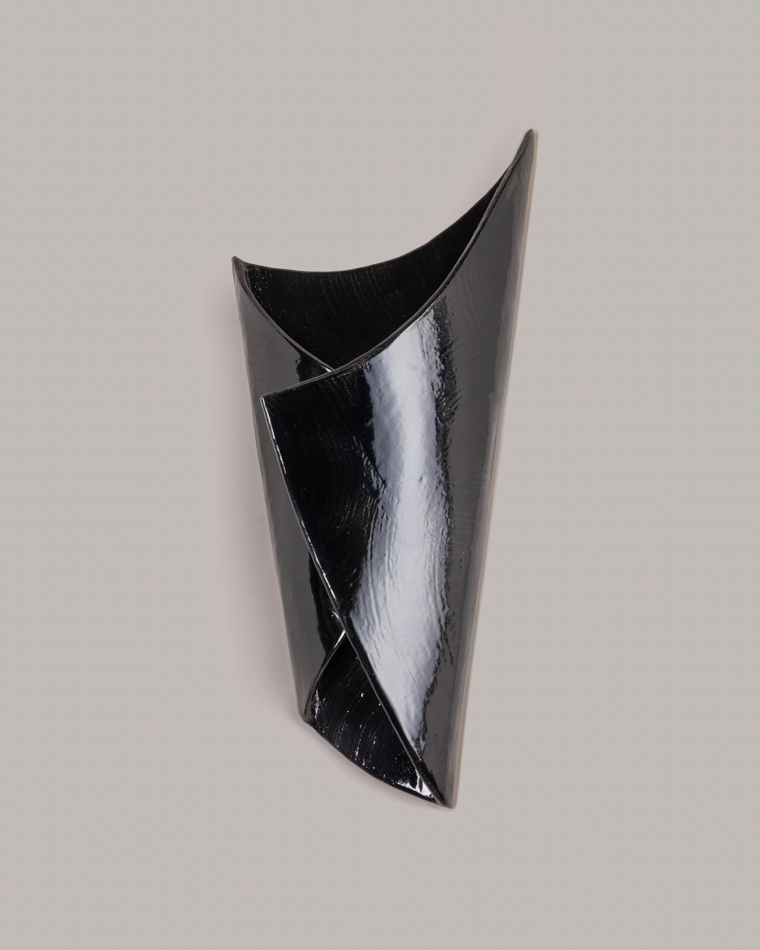 Vinca Sconce by Garcé Dimofski | The Oblist