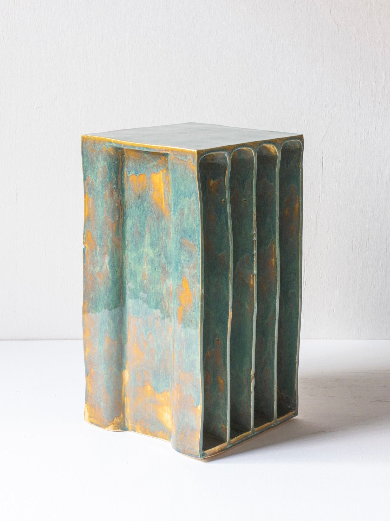 Table d'appoint 'Temple' 1