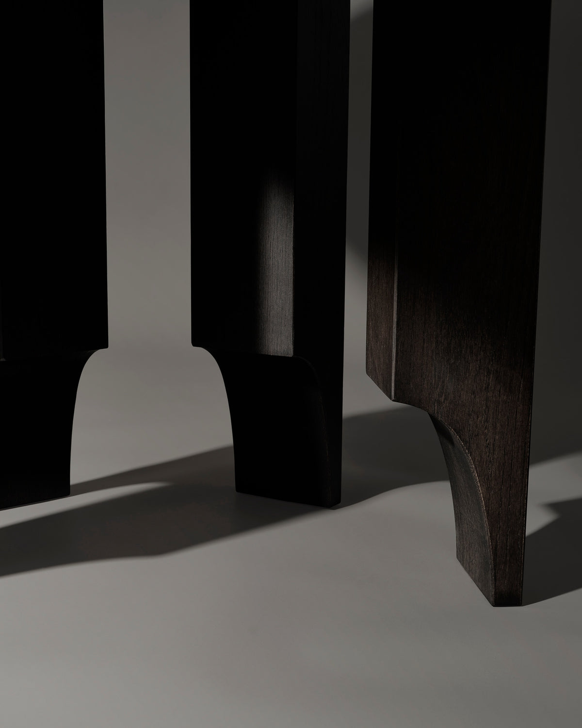 Acer Capsule Table — additional view
