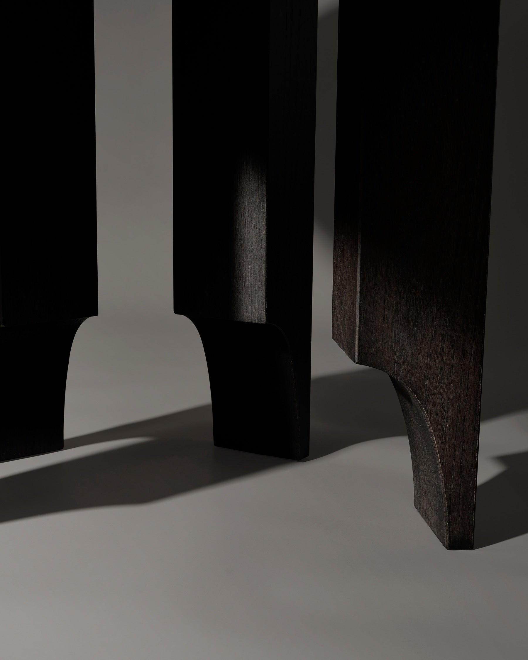 Acer Capsule Table — additional view