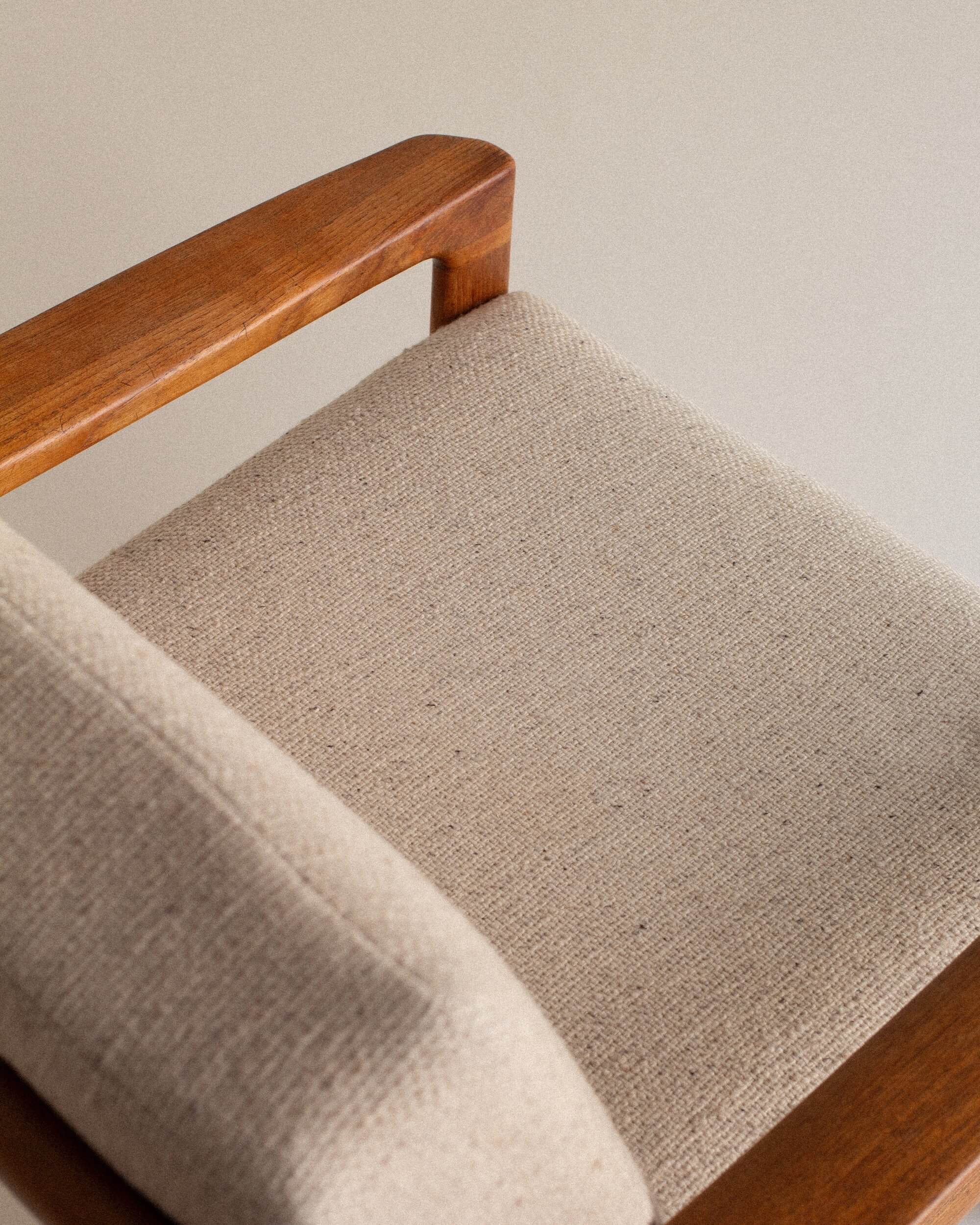 Danish Teak Lounge Chairs by Arne Wahl Iversen for Komfort — close-up