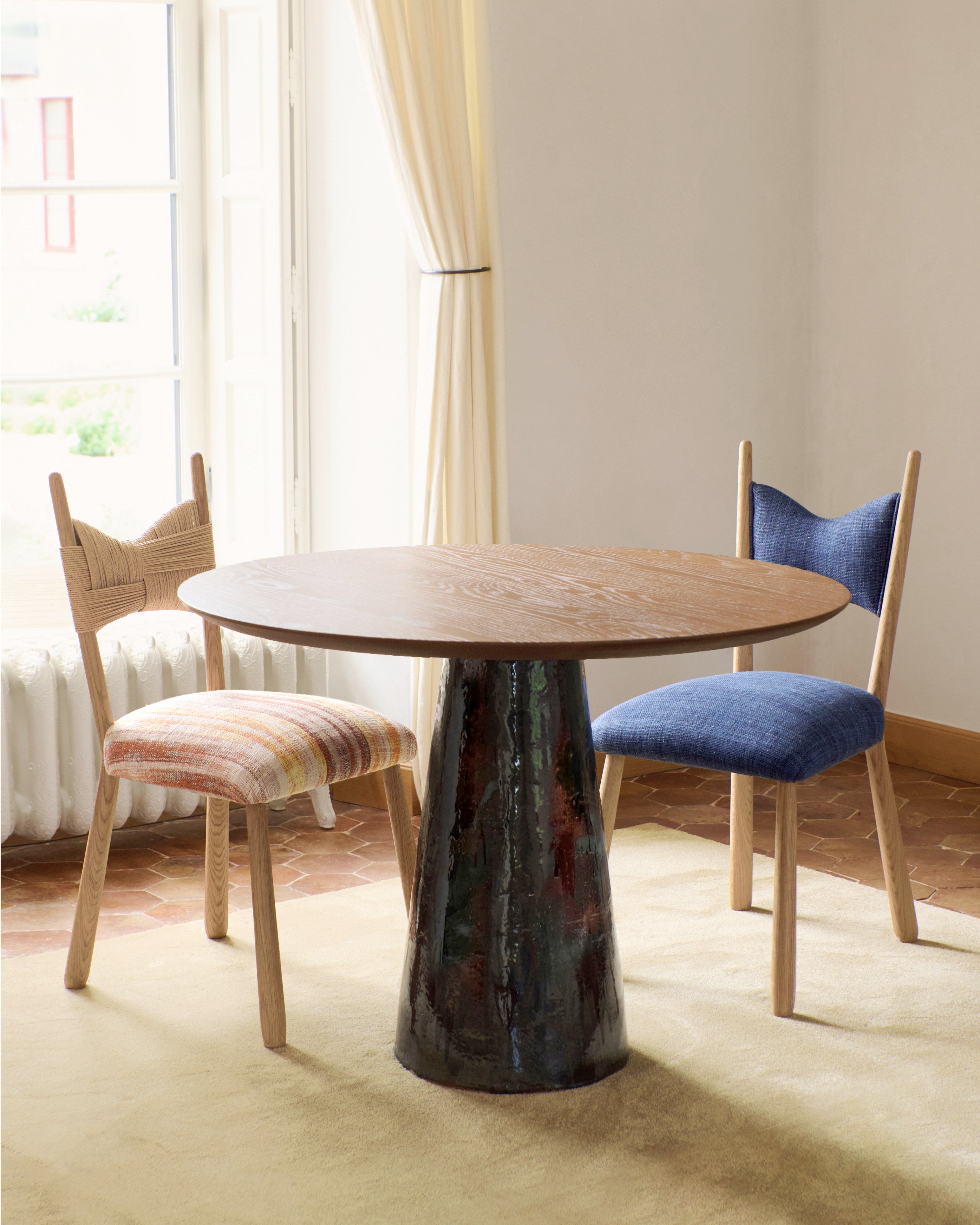 Porto Belo Table — detail view