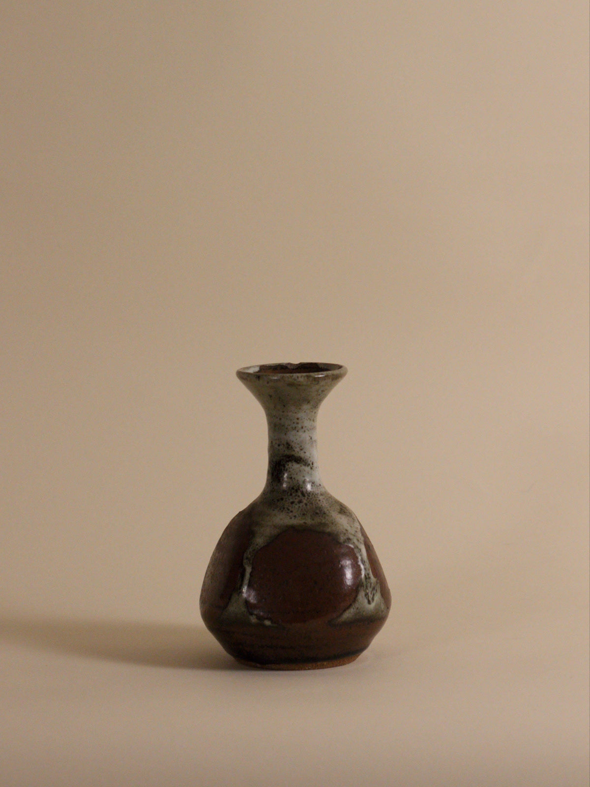 Glazed Studio Pottery Vase by Mansión Luna | The Oblist