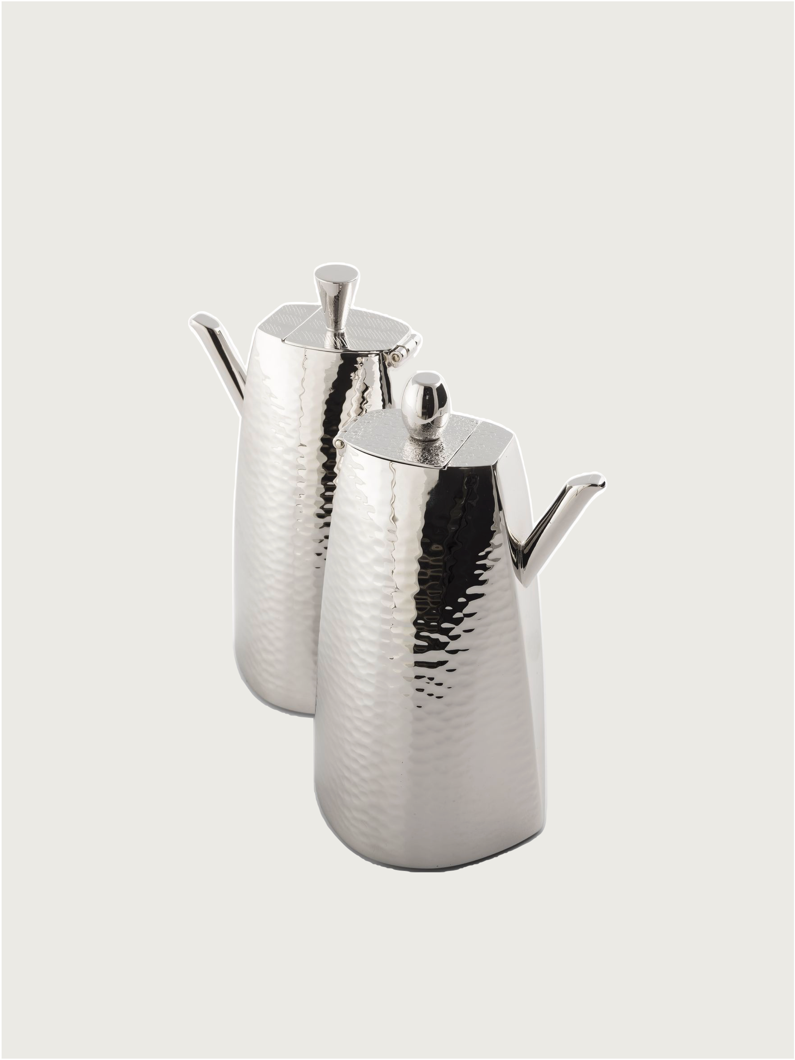 Platinum-plated Oil and Vinegar Set — side angle showing hammered texture
