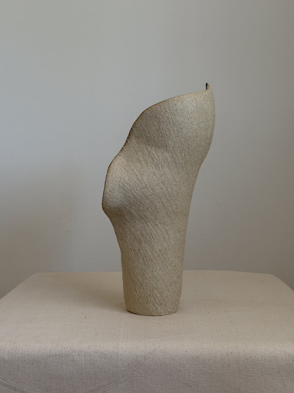 Sculptural Vase in Ceramic and Stone | Japandi Style — in context