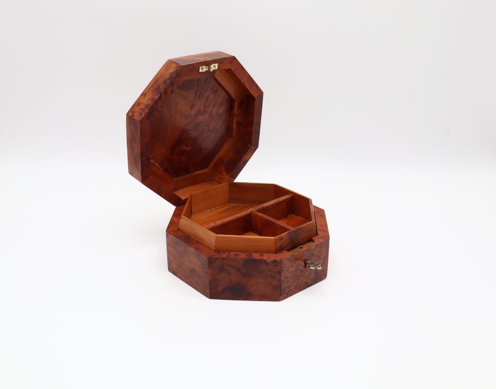 Octagonal Burled Wood Box – France, 1970s by Forma Finds | The Oblist