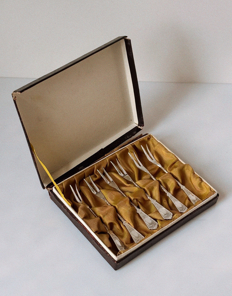 Set of Silver Plated Dessert Forks, 1985 Poland — detail view