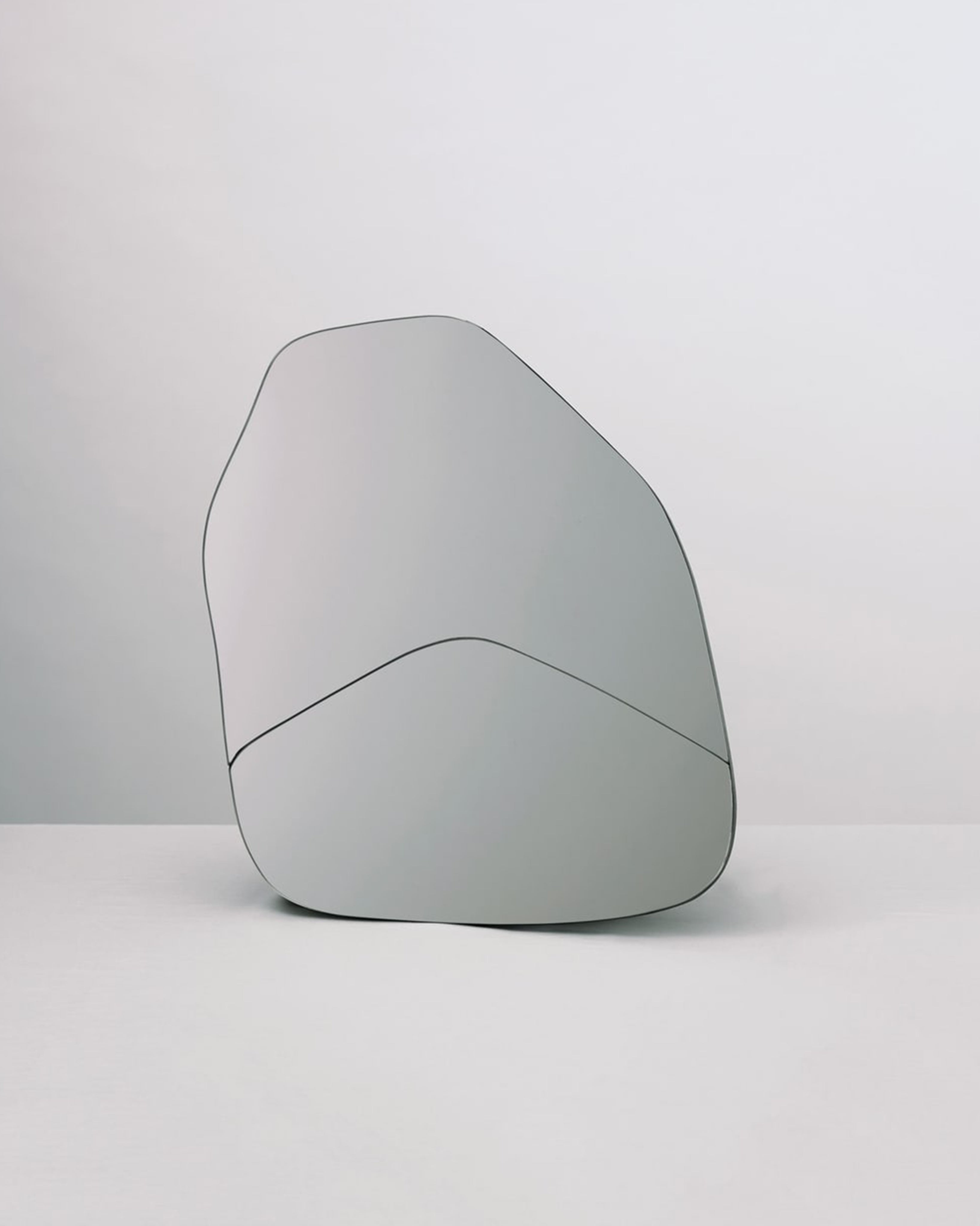 Emma Mirror by Clara Jorisch | The Oblist
