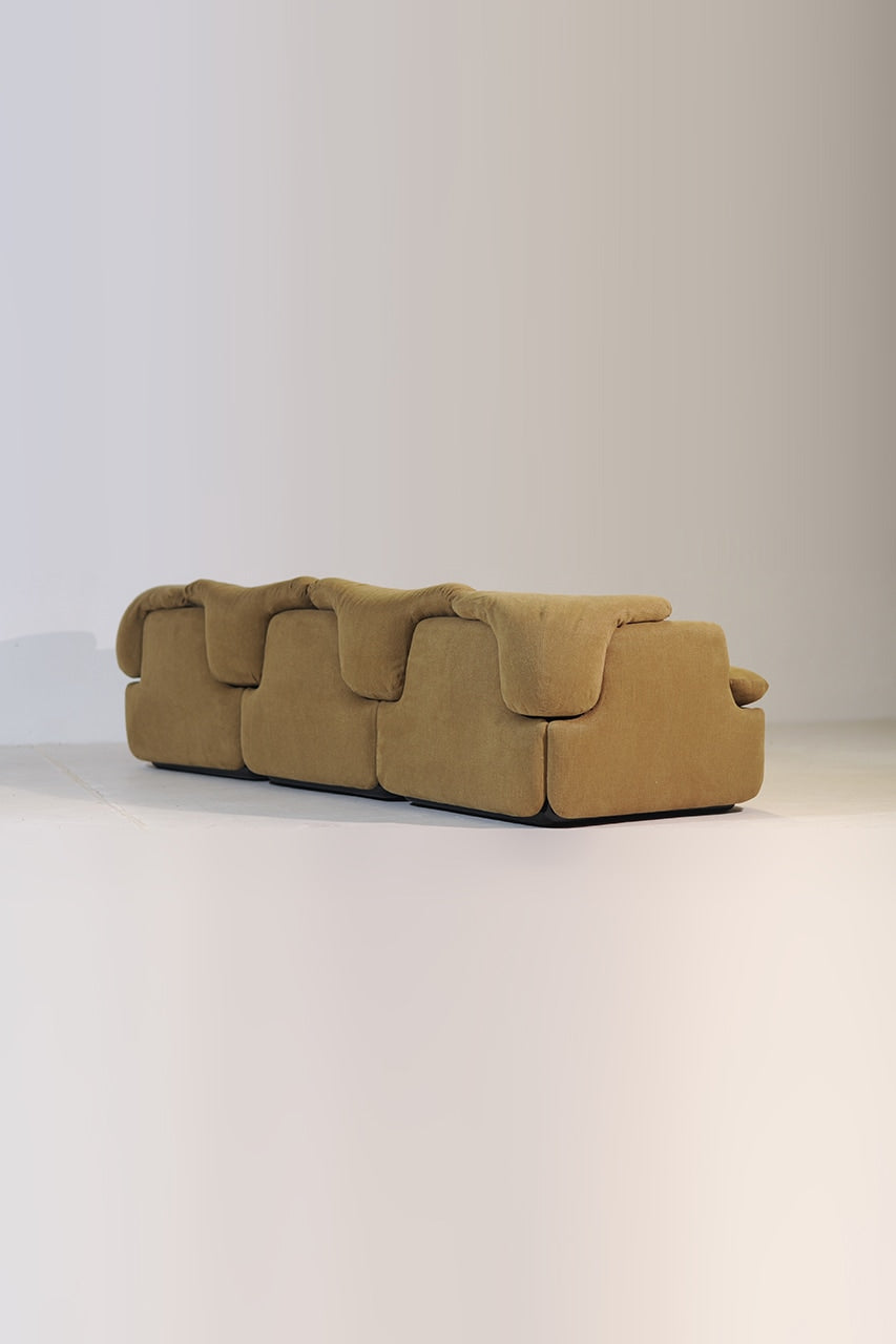 Alberto Rosselli for Saporiti Confidential 3-Seater Sofa in Olive Linen, Italy, 1970s by Rémanence | The Oblist