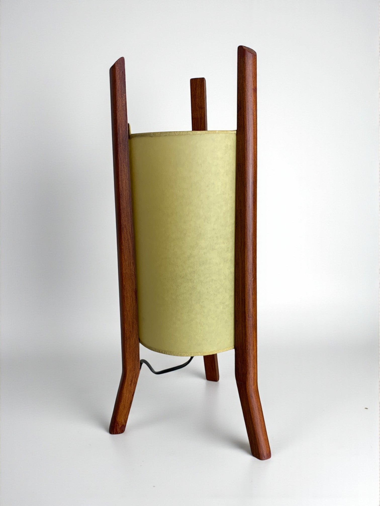 Rumba lamp by Elena Poch for Taller Uno, Spain, 1980's — close-up