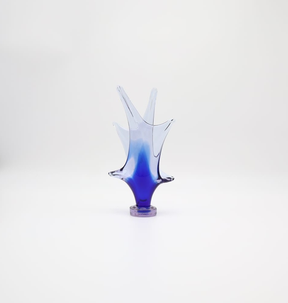Mid-Century Hand-Blown Sculptural Glass 'Petal' Vase by Jan Beránek for Škrdlovice – 1960s — side angle