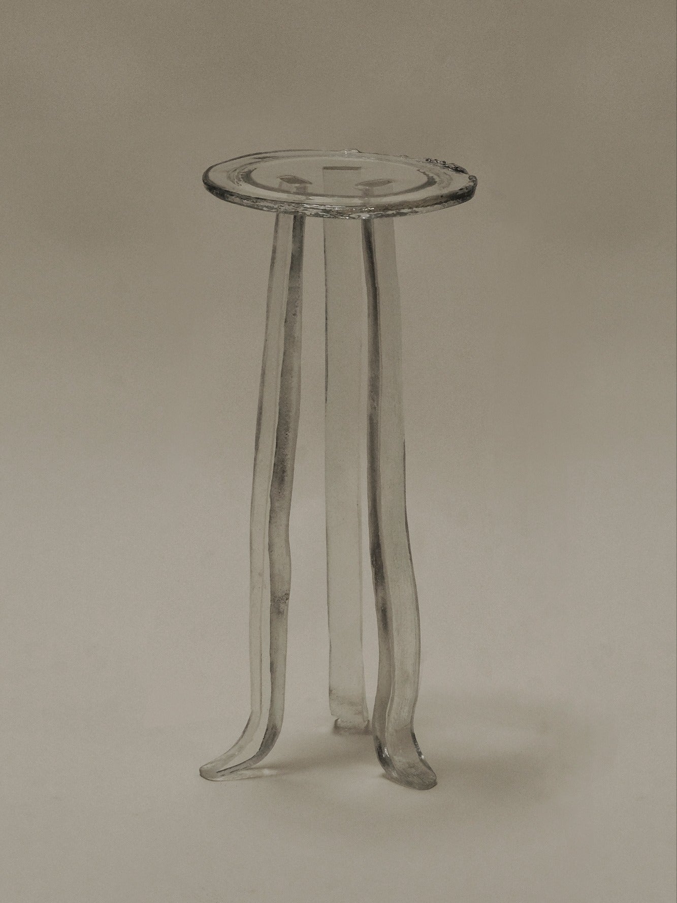 Table d'appoint transparente Lung 1.0