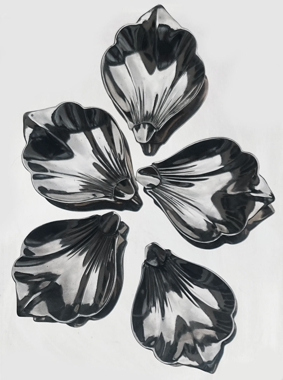 Set of Petal Ashtrays — lifestyle setting