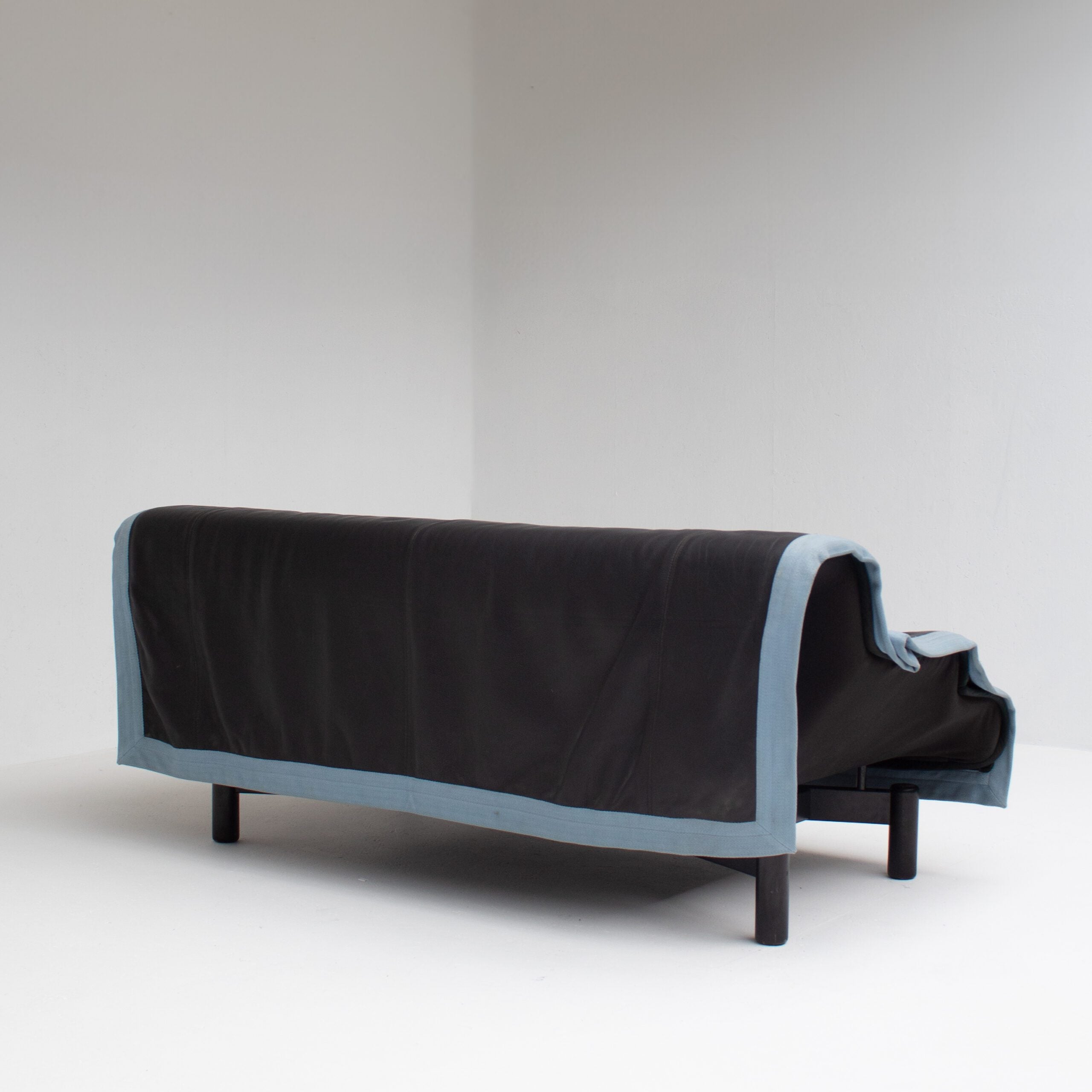 Sinbad Sofa by Vico Magistretti for Cassina — alternate view