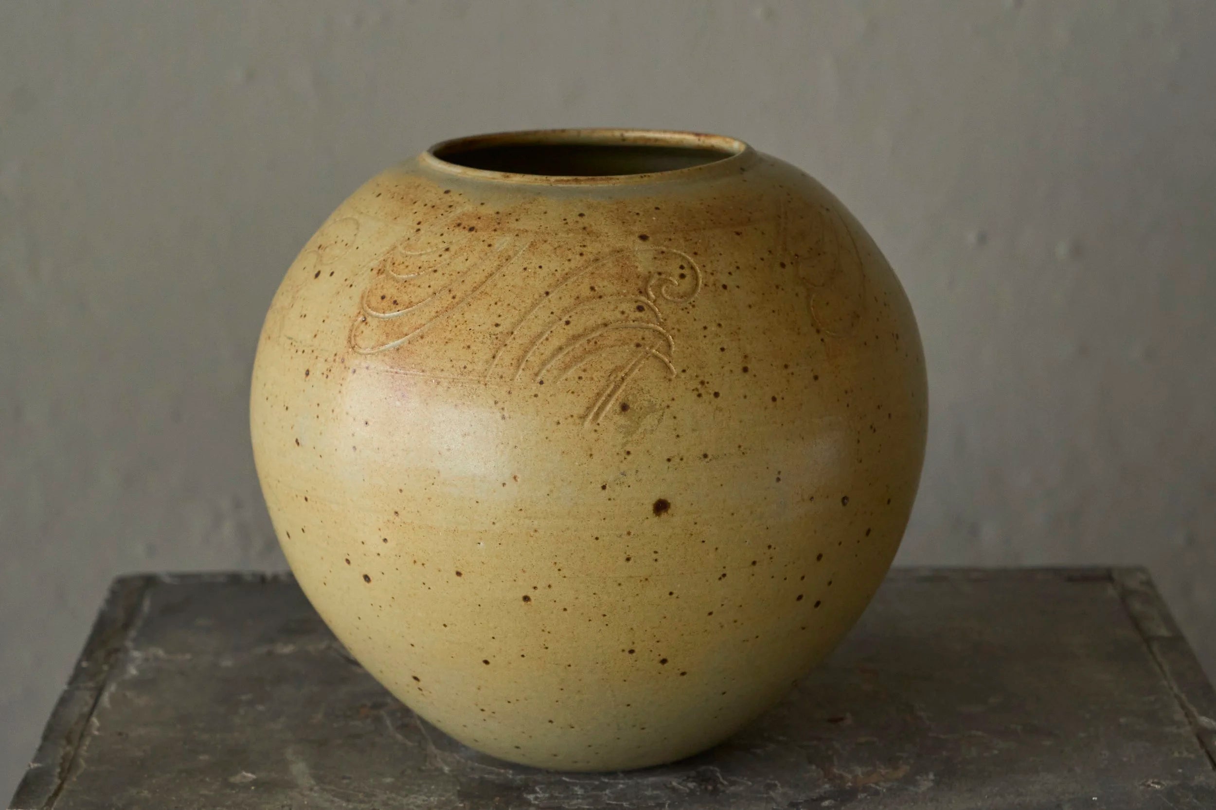 Ochre Yellow Art Deco Studio Pottery Vase Europe 1940s — close-up