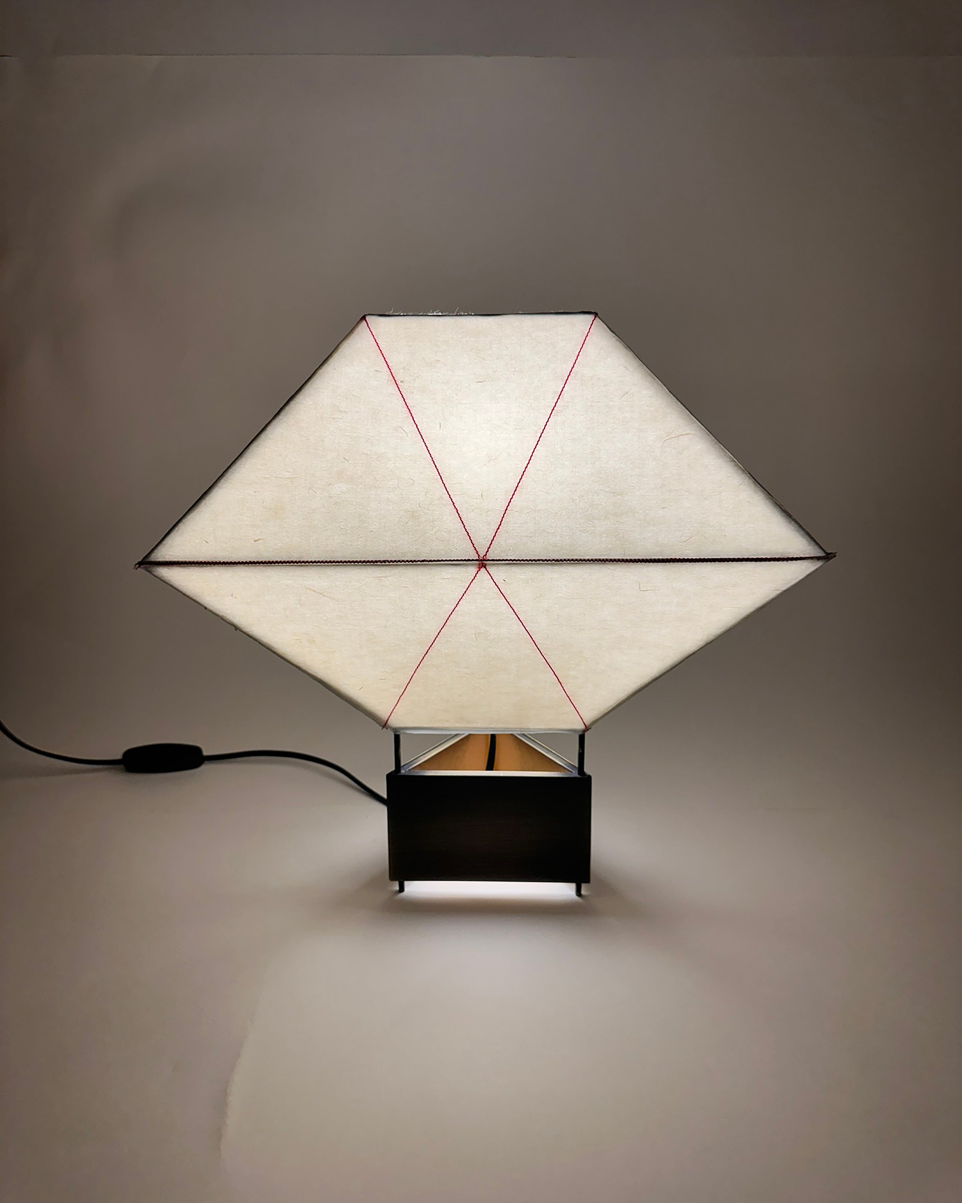 biiit 005 / Table lamp — detail view