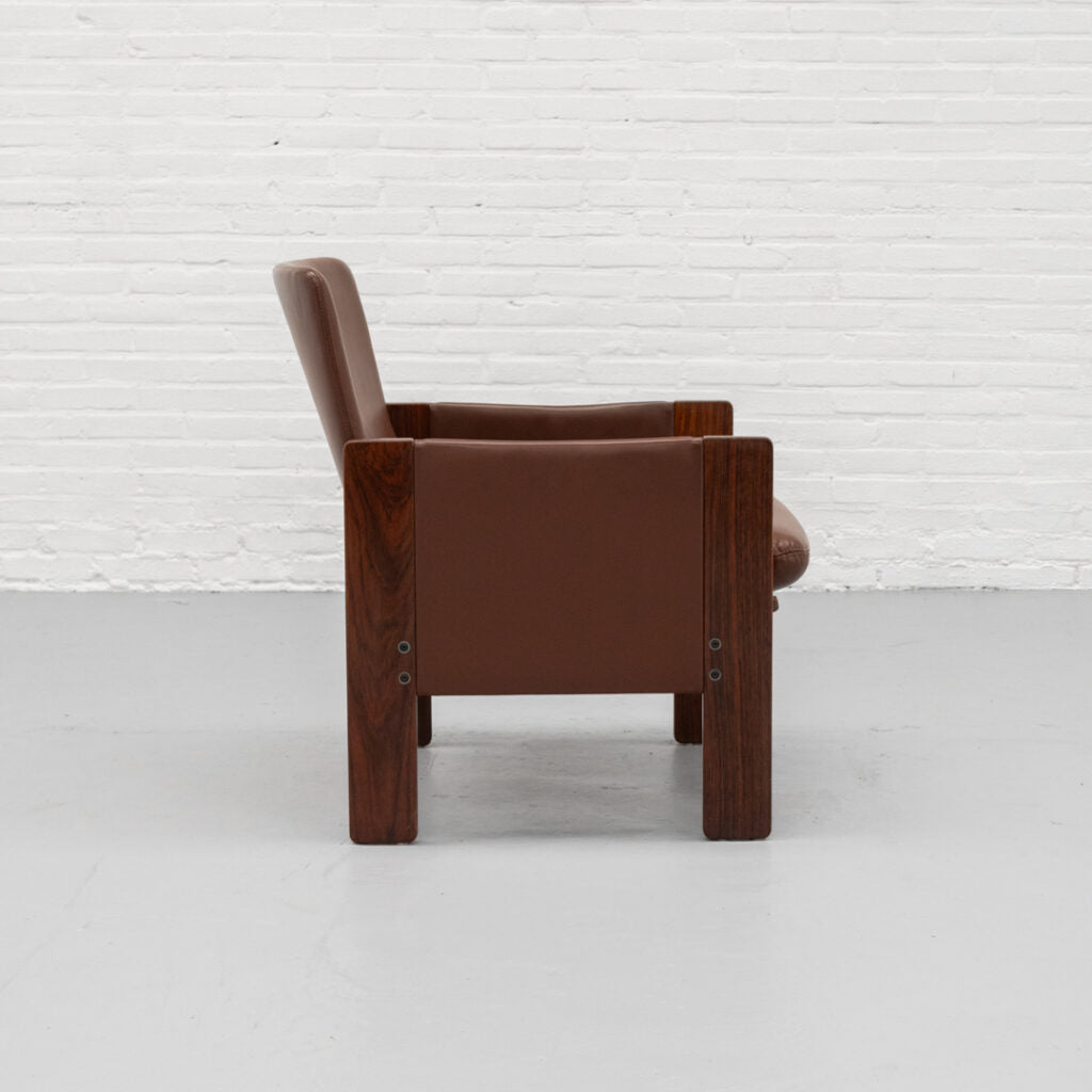 Set of 2 Cassina 917 Armchairs by Afra & Tobia Scarpa — view 9