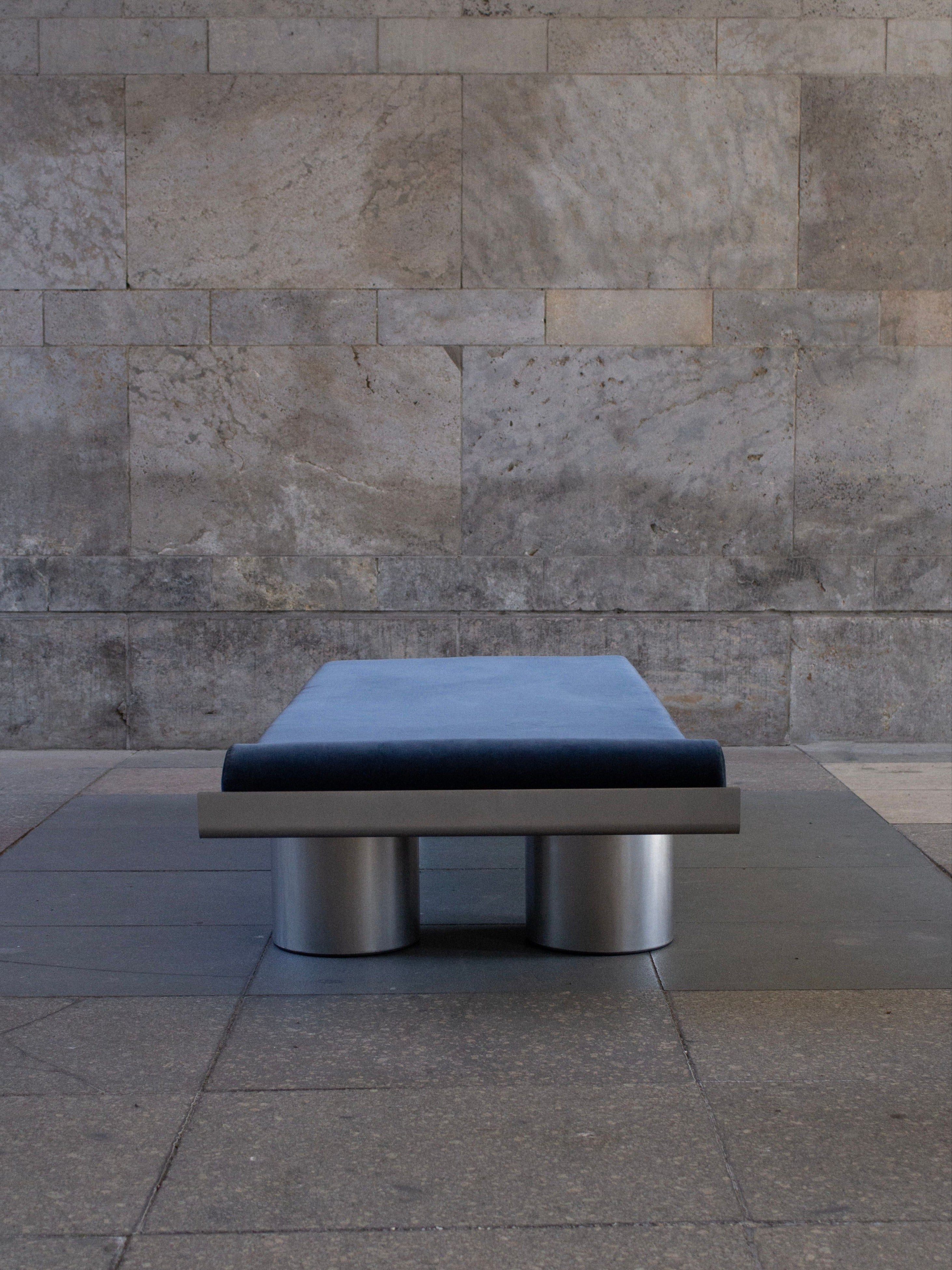 Monteverdi Daybed — top view of modern gray upholstered seat