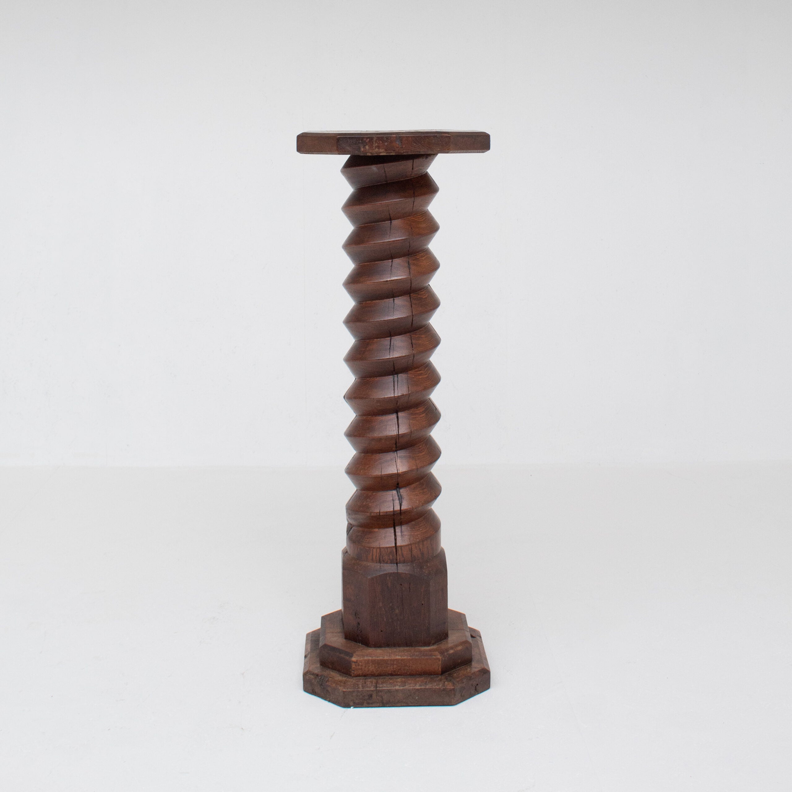 Brutalist Hand-Carved Wooden Pedestal in Solid Oak — detail view