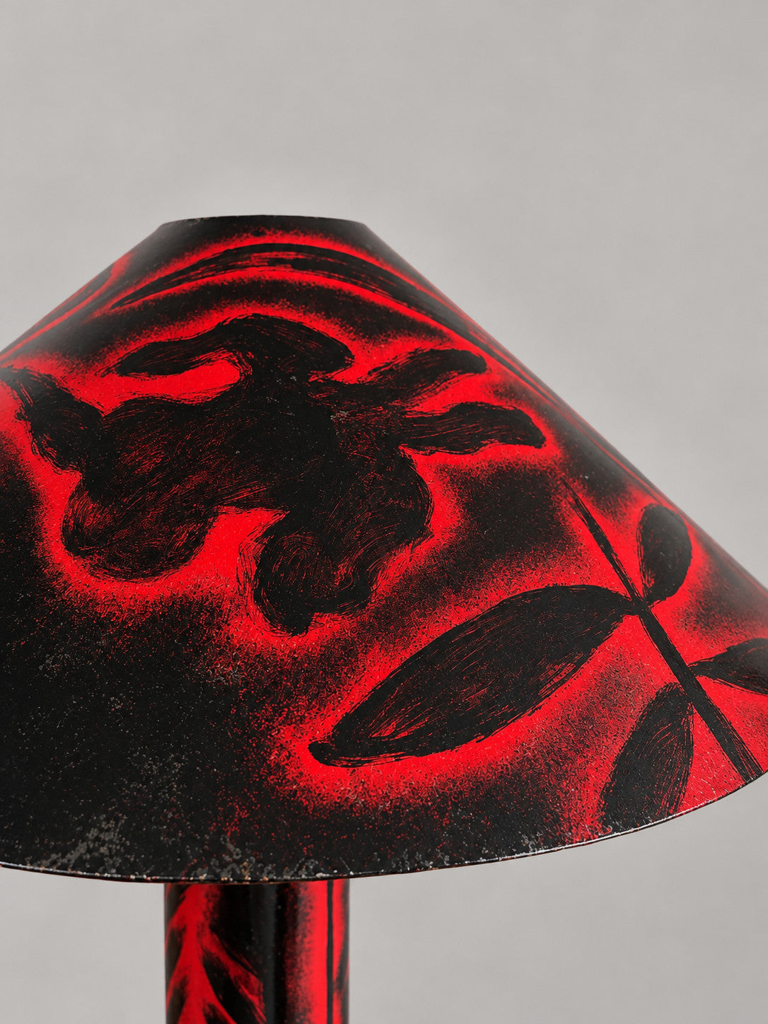 Fernando Bermejo (1949–2023) — Unique Hand-Painted Studio Lamp, Ex-Artist’s Atelier, Spain — close-up